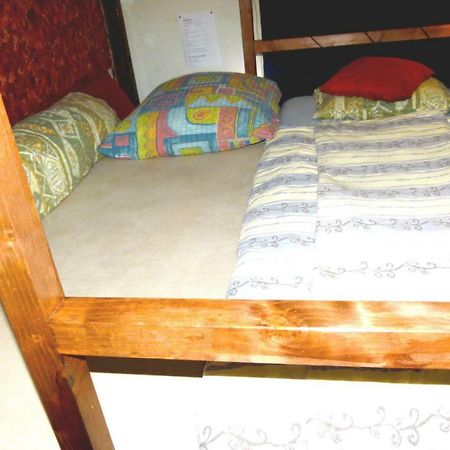 Citycentre Room For 1 Female Persons - Alternative Plus 1 Child Frankfurt am Main Exteriör bild