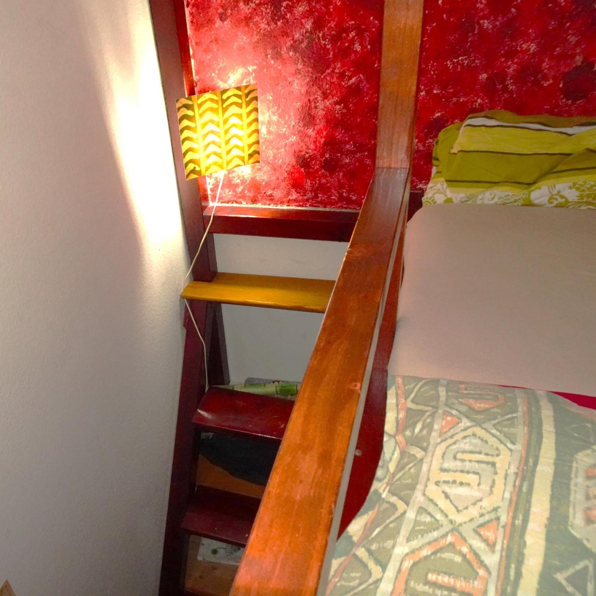 Citycentre Room For 1 Female Persons - Alternative Plus 1 Child Frankfurt am Main Rum bild